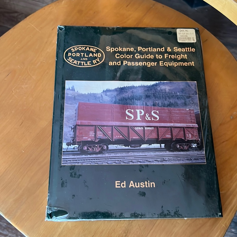 Spokane, Portland & Seattle Color Guide to Freight & Passenger Equip Book